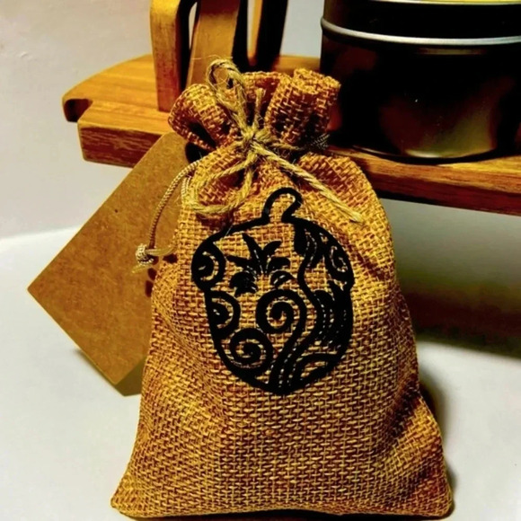 24 Floating Acorn Cap  Candles - Handmade - Picture 5 of 11